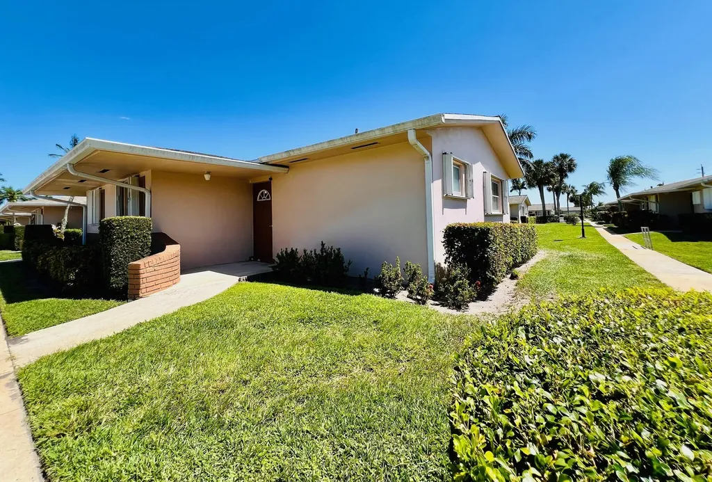 2545 Dudley Drive West Palm Beach FL 33415