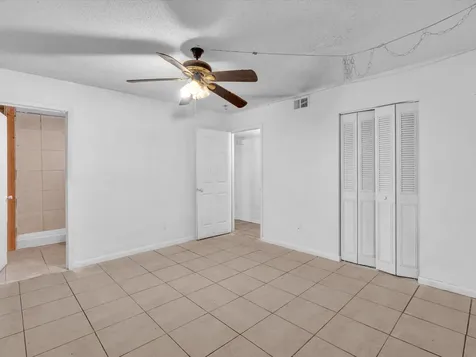 455 Janice Avenue South Bay FL 33493
