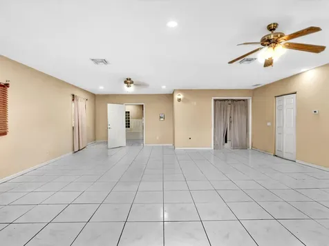 455 Janice Avenue South Bay FL 33493