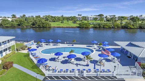 2570 S Federal Highway Boynton Beach FL 33435