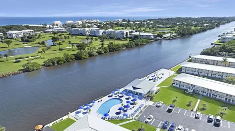 2570 S Federal Highway Boynton Beach FL 33435