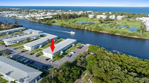 2570 S Federal Highway Boynton Beach FL 33435