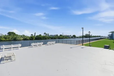2570 S Federal Highway Boynton Beach FL 33435