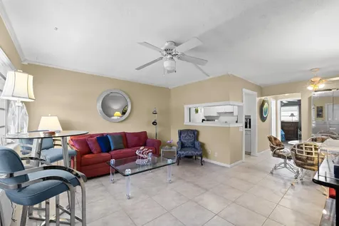 2570 S Federal Highway Boynton Beach FL 33435