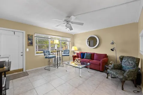 2570 S Federal Highway Boynton Beach FL 33435