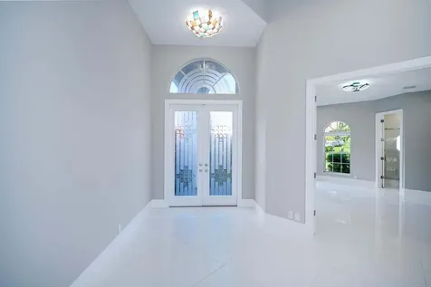 5147 Nw 24th Way Boca Raton FL 33496