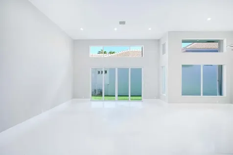 5147 Nw 24th Way Boca Raton FL 33496