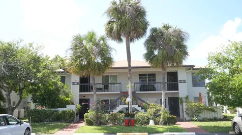 13817 Royal Palm Court Delray Beach FL 33484