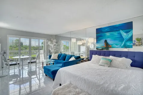 2600 N Flagler 413 Drive West Palm Beach FL 33407