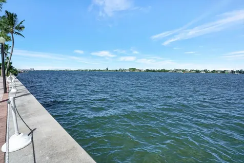 2600 N Flagler 413 Drive West Palm Beach FL 33407