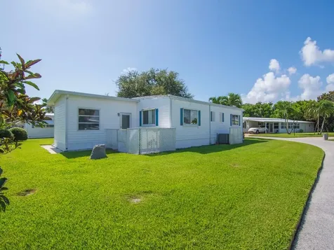 264 Ne Cameo Way Jensen Beach FL 34957