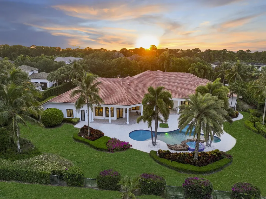 12210 Tillinghast Circle Palm Beach Gardens FL 33418