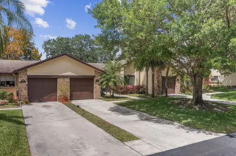 160 Ramblewood Circle Royal Palm Beach FL 33411