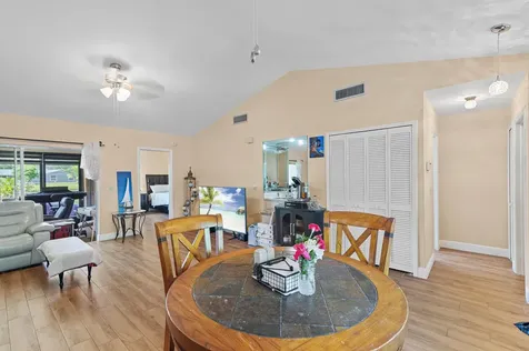 160 Ramblewood Circle Royal Palm Beach FL 33411