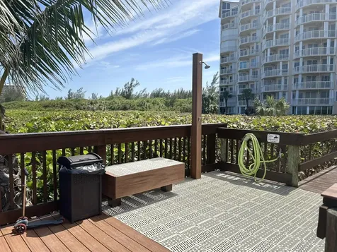 3870 N Highway A1a Hutchinson Island FL 34949