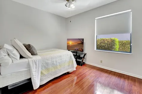 2478 Nw 63rd Street Boca Raton FL 33496