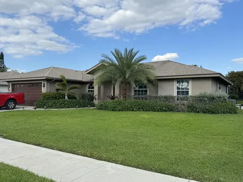 215 Monterey Way Royal Palm Beach FL 33411