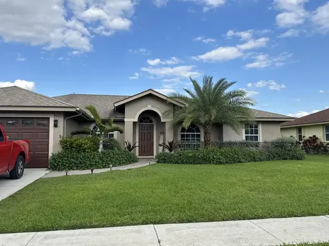 215 Monterey Way Royal Palm Beach FL 33411
