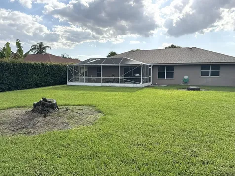 215 Monterey Way Royal Palm Beach FL 33411