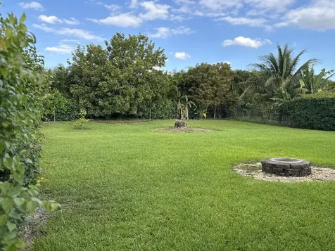 215 Monterey Way Royal Palm Beach FL 33411