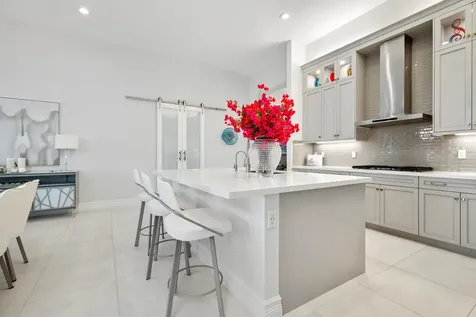 9046 Chauvet Way Boca Raton FL 33496
