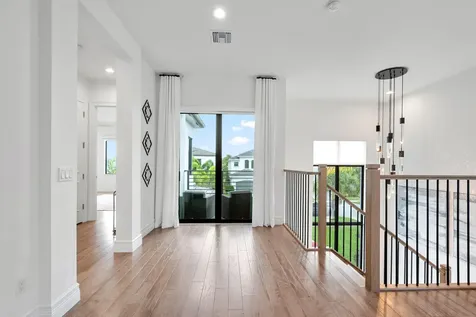 9046 Chauvet Way Boca Raton FL 33496