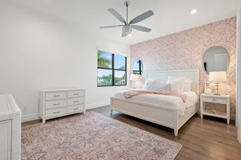 9046 Chauvet Way Boca Raton FL 33496