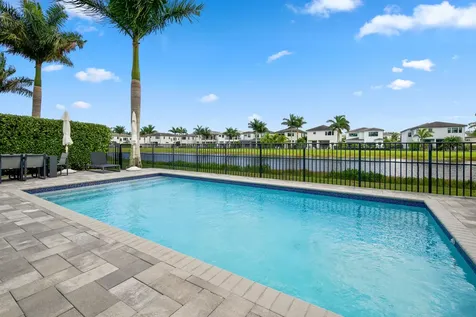 9046 Chauvet Way Boca Raton FL 33496