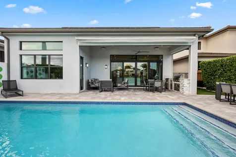 9046 Chauvet Way Boca Raton FL 33496
