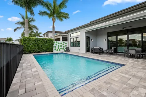 9046 Chauvet Way Boca Raton FL 33496