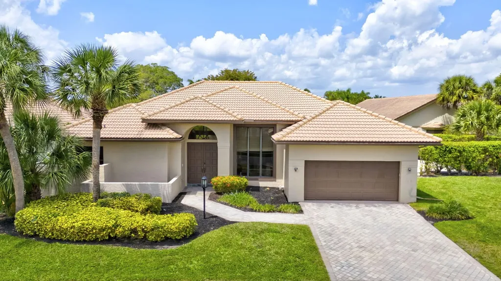 17677 Charnwood Drive Boca Raton FL 33498