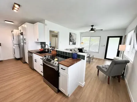 754 NE 40th Street Oakland Park FL 33334