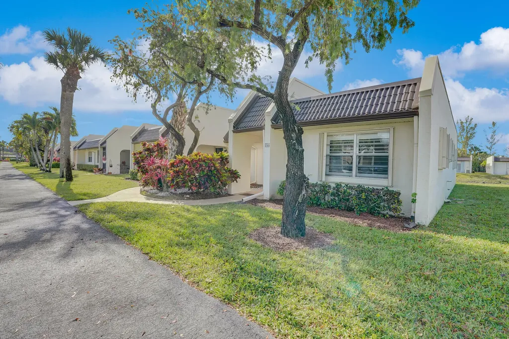 122 Lake Rebecca Drive West Palm Beach FL 33411