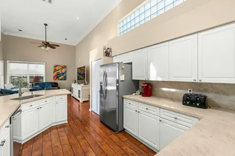 2476 Nw 67th Street Boca Raton FL 33496