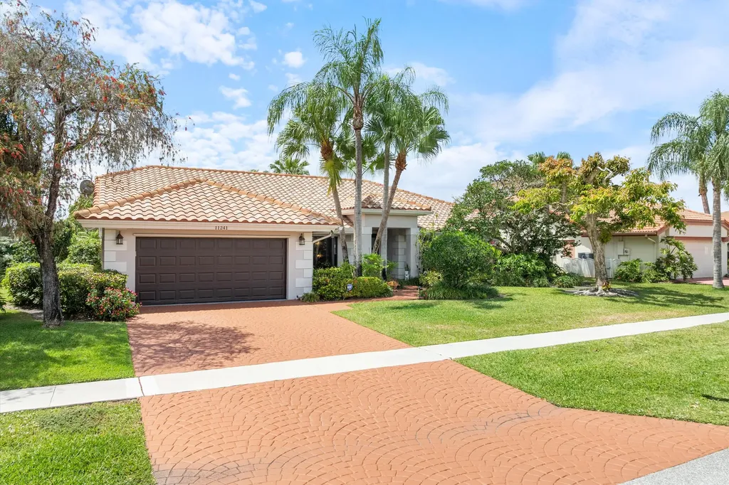 11241 Island Lakes Lane Boca Raton FL 33498