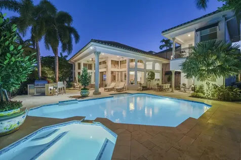 147 Thatch Palm Cove Boca Raton FL 33432