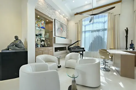 147 Thatch Palm Cove Boca Raton FL 33432