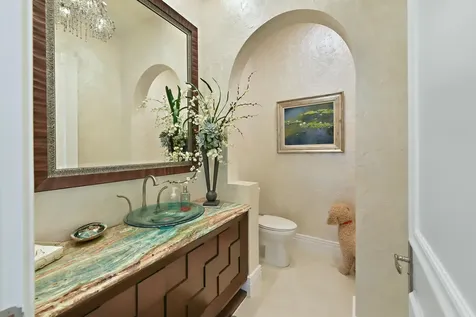 147 Thatch Palm Cove Boca Raton FL 33432