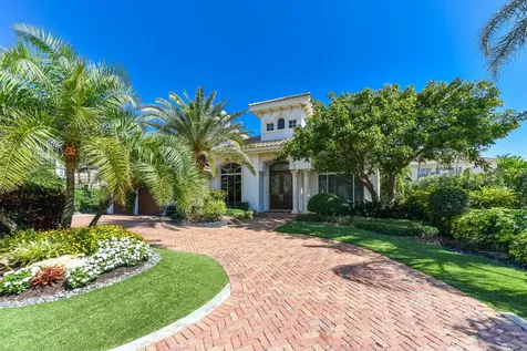 147 Thatch Palm Cove Boca Raton FL 33432