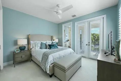 147 Thatch Palm Cove Boca Raton FL 33432