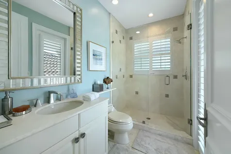 147 Thatch Palm Cove Boca Raton FL 33432