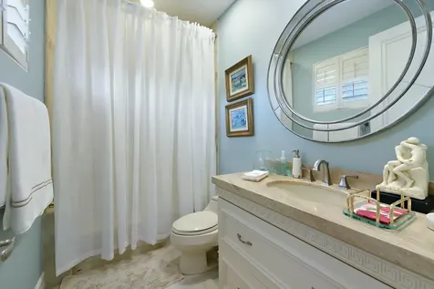 147 Thatch Palm Cove Boca Raton FL 33432