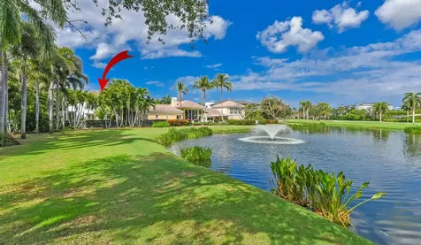 147 Thatch Palm Cove Boca Raton FL 33432
