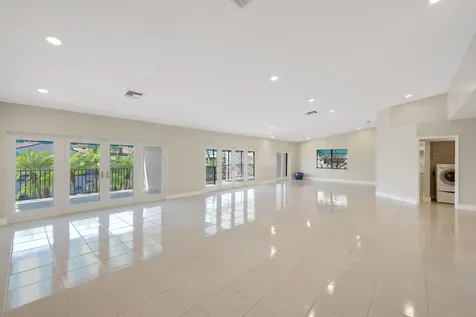 8420 Rednock Lane Miami Lakes FL 33016