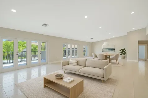 8420 Rednock Lane Miami Lakes FL 33016