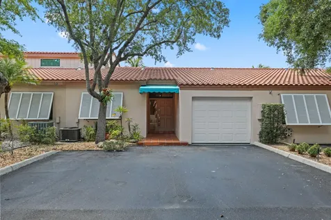 8420 Rednock Lane Miami Lakes FL 33016