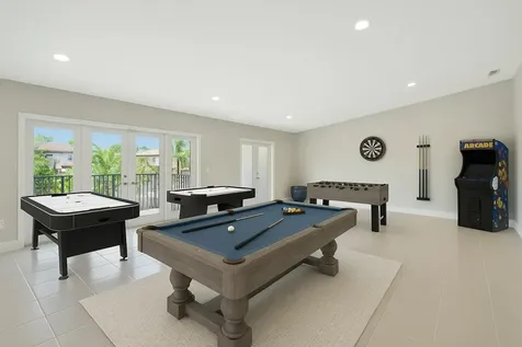 8420 Rednock Lane Miami Lakes FL 33016