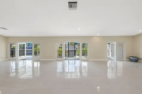 8420 Rednock Lane Miami Lakes FL 33016