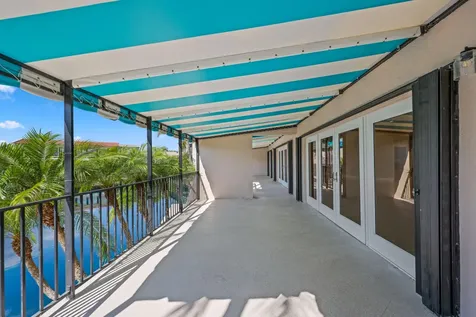 8420 Rednock Lane Miami Lakes FL 33016