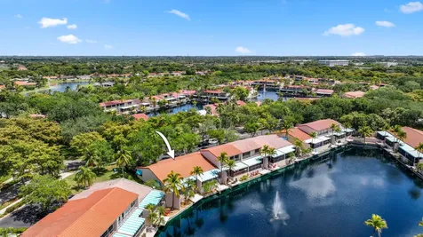 8420 Rednock Lane Miami Lakes FL 33016